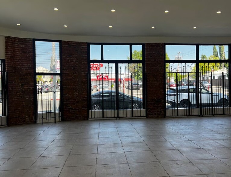 7350 Beverly Blvd, Los Angeles, CA for lease - Interior Photo - Image 3 of 10