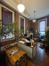 301 Washington St W, Charleston, WV for lease Interior Photo- Image 2 of 24