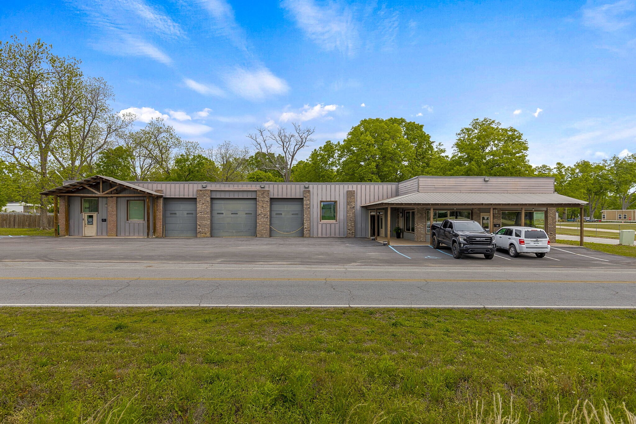 505 E Main St, Clinton, SC à vendre Photo du bâtiment- Image 1 de 6