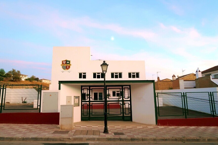Soins de santé dans Archidona, Málaga à vendre - Photo du bâtiment - Image 2 de 14