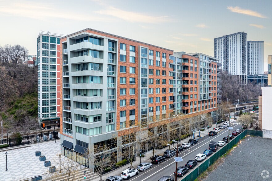 800 Jackson St, Hoboken, NJ for lease - Building Photo - Image 2 of 6