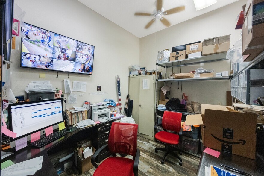 3407 Lithia Pinecrest Rd, Valrico, FL à vendre - Photo du bâtiment - Image 2 de 17