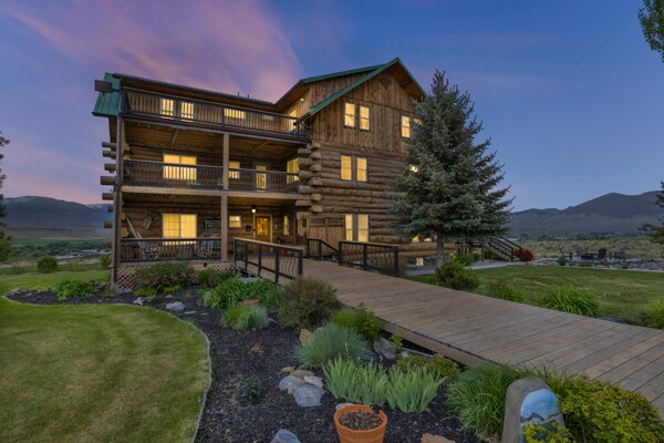 13 Gott Ln, Salmon, ID à vendre - Photo du bâtiment - Image 1 de 93