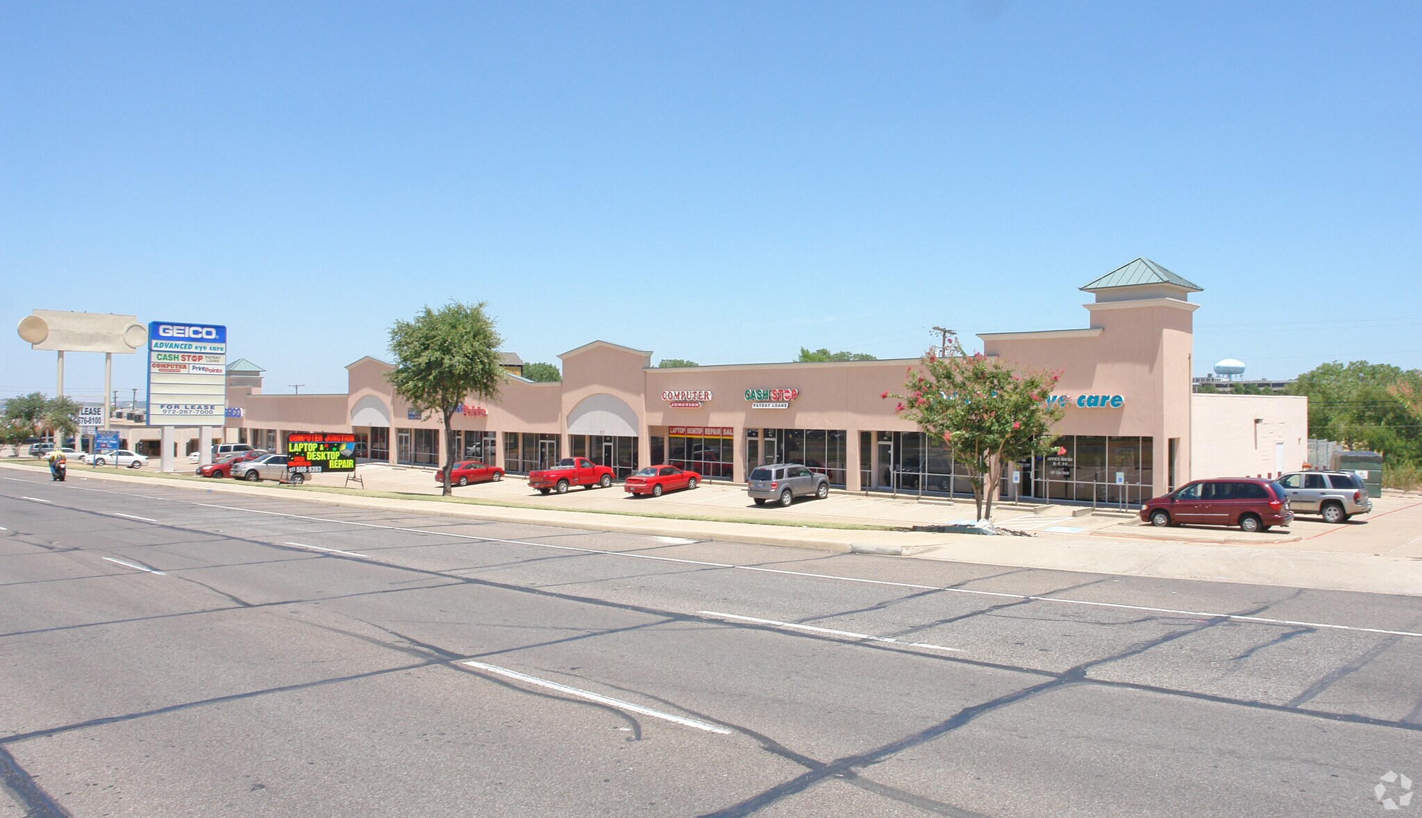 2901 Alta Mere Dr, Fort Worth, TX à louer Photo du bâtiment- Image 1 de 6