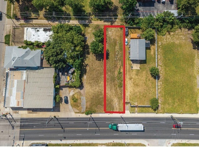 1910 Al Lipscomb, Dallas, TX for sale - Building Photo - Image 3 of 7