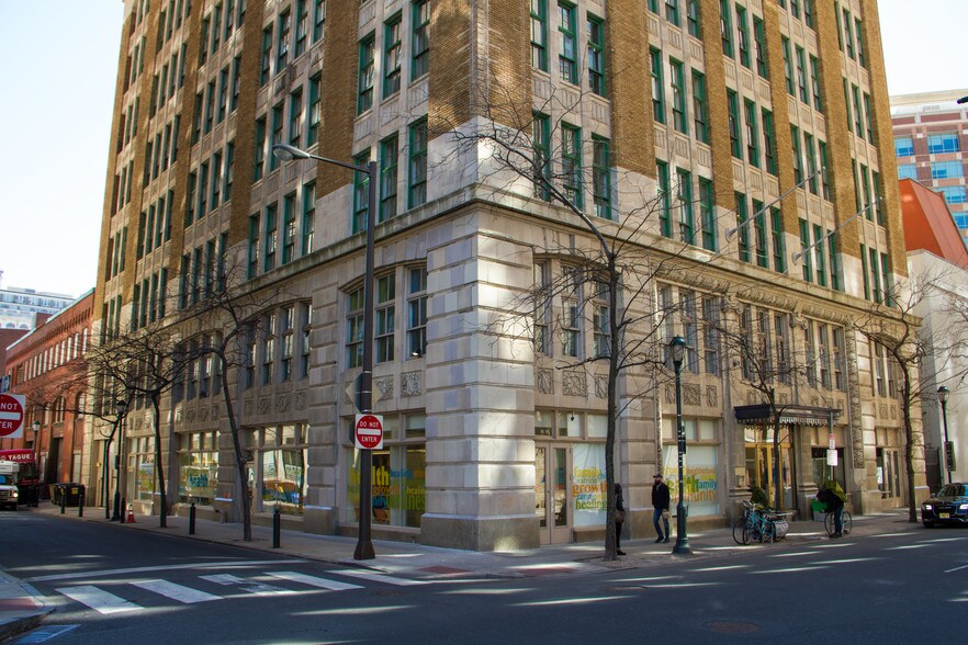 125 S 9th St, Philadelphia, PA à louer - Photo du bâtiment - Image 2 de 3
