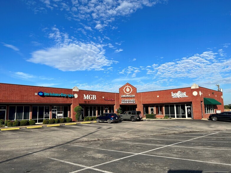 3411 Market Loop, Temple, TX for lease - Primary Photo - Image 1 of 4