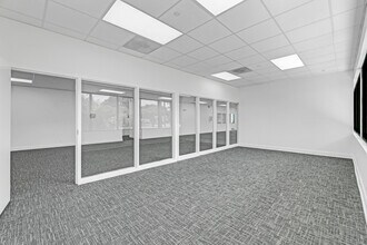 1910 NW 97th Ave, Miami, FL à louer Photo du bâtiment- Image 2 de 22