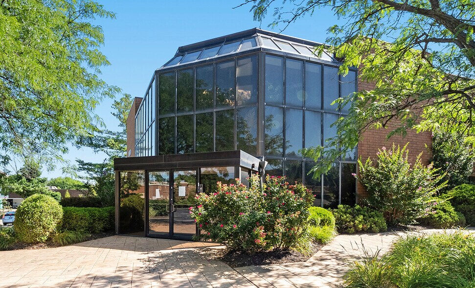 11970 Borman Dr, Maryland Heights, MO for sale - Building Photo - Image 1 of 10