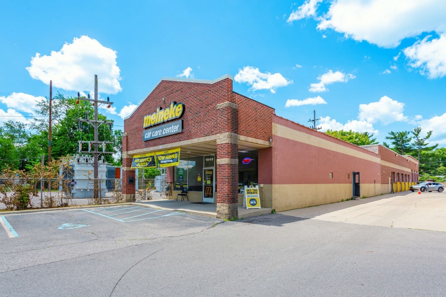 1845 N Wayne Rd, Westland, MI for sale - Building Photo - Image 1 of 3