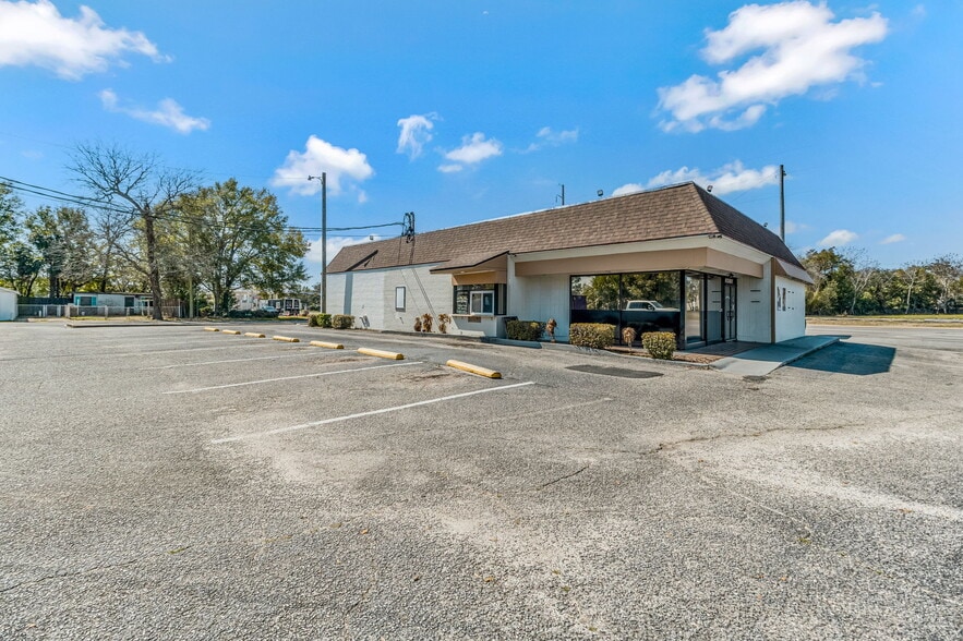 41 S Navy Blvd, Pensacola, FL à louer - Photo du bâtiment - Image 3 de 16