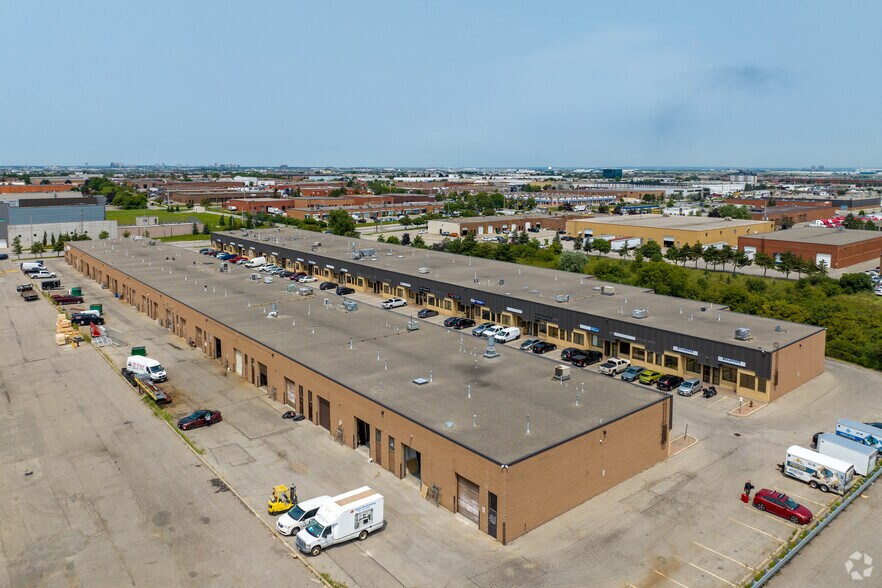 1060 Britannia Rd E, Mississauga, ON à vendre - Aérien - Image 3 de 4