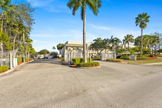 2753 Vista Pky, West Palm Beach, FL à louer Photo intérieure- Image 1 de 36