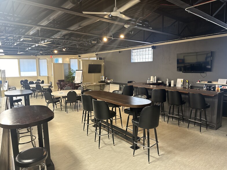 60 State St, Phoenix, NY for lease - Building Photo - Image 2 of 6