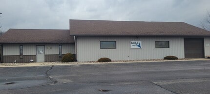 2420 W Shoaff Rd, Huntertown, IN for lease Interior Photo- Image 1 of 2