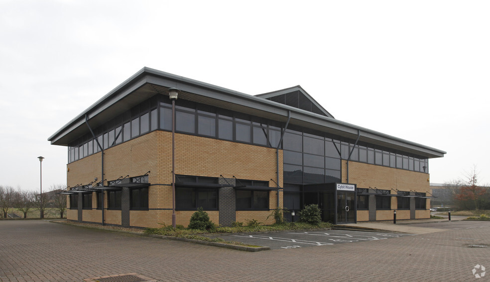 Kingfisher Way, Huntingdon for lease - Building Photo - Image 2 of 3