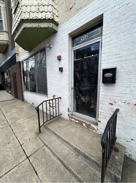 302 S George St, York, PA for lease - Building Photo - Image 3 of 6