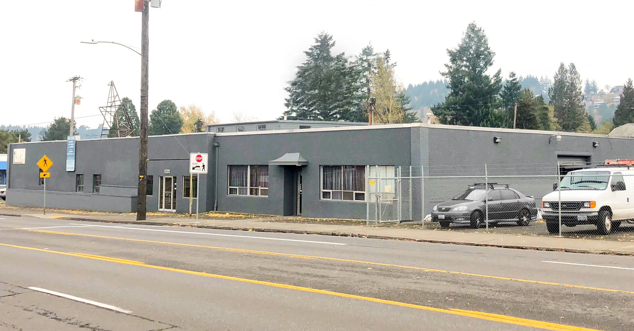 2310-2324 NE 82nd Ave, Portland, OR for lease Building Photo- Image 1 of 6