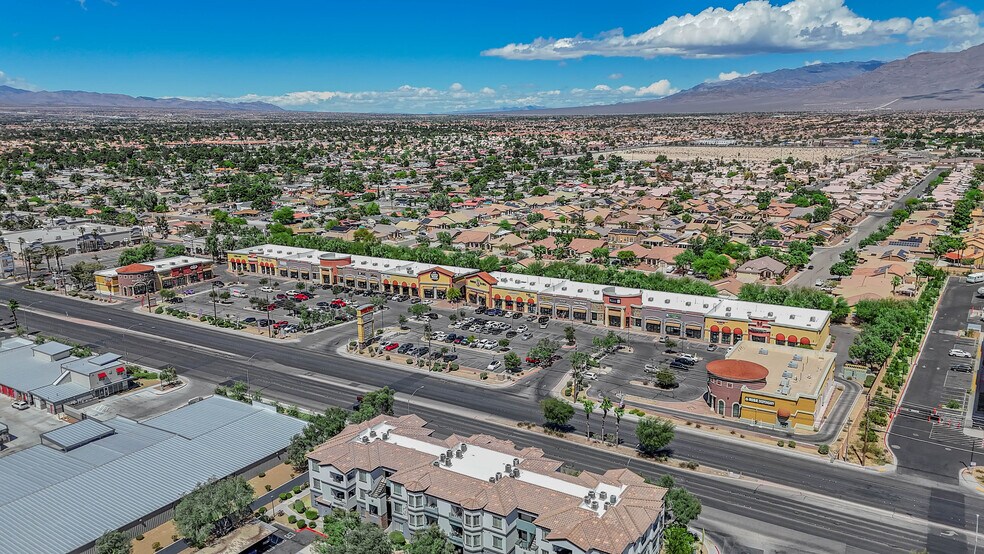 3930 W Craig Rd, North Las Vegas, NV à louer - Photo du bâtiment - Image 3 de 12