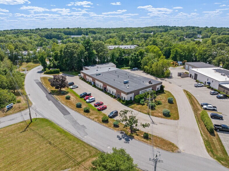 31-39 Flagship Dr, North Andover, MA à louer - Photo du bâtiment - Image 2 de 6