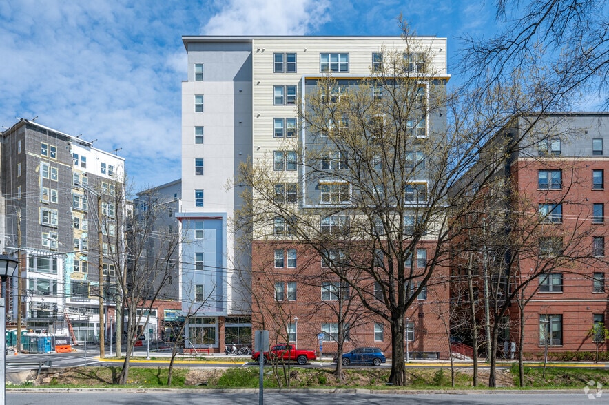 4205-4206 Knox Rd, College Park, MD for lease - Building Photo - Image 2 of 5