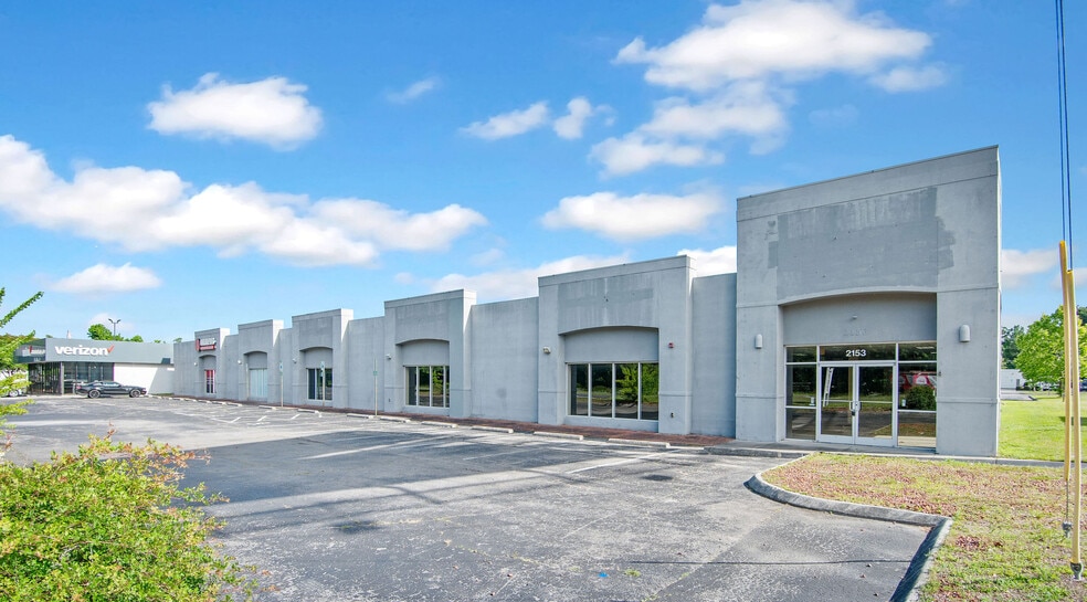 2153 Lejeune Blvd, Jacksonville, NC à vendre - Photo du bâtiment - Image 2 de 44