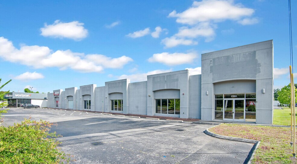 2153 Lejeune Blvd, Jacksonville, NC à vendre - Photo du bâtiment - Image 2 de 44