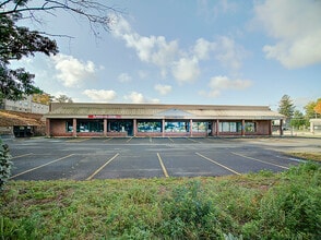 1647 Whitney Ave, Hamden, CT for lease Building Photo- Image 2 of 10