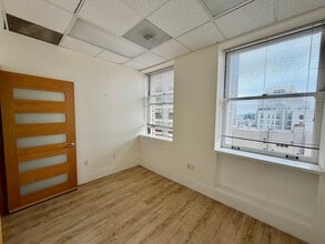 490 Post St, San Francisco, CA for lease Interior Photo- Image 2 of 6