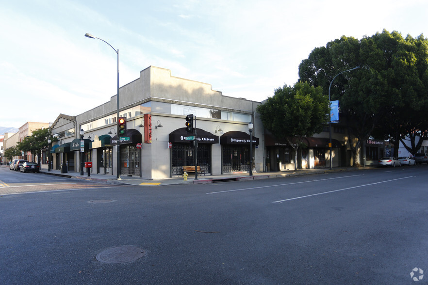 48-50 S De Lacey Ave, Pasadena, CA for lease - Primary Photo - Image 1 of 7