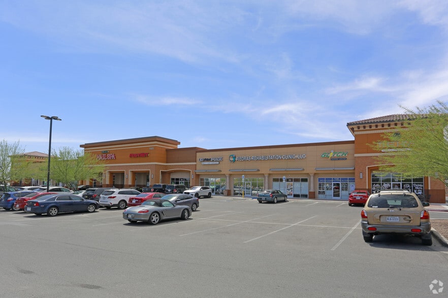 1505 George Dieter Dr, El Paso, TX for lease - Primary Photo - Image 1 of 5