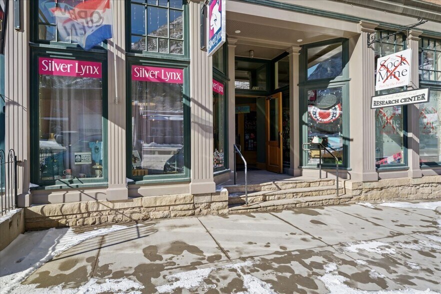 700-720 Main St, Ouray, CO à vendre - Photo du bâtiment - Image 2 de 4