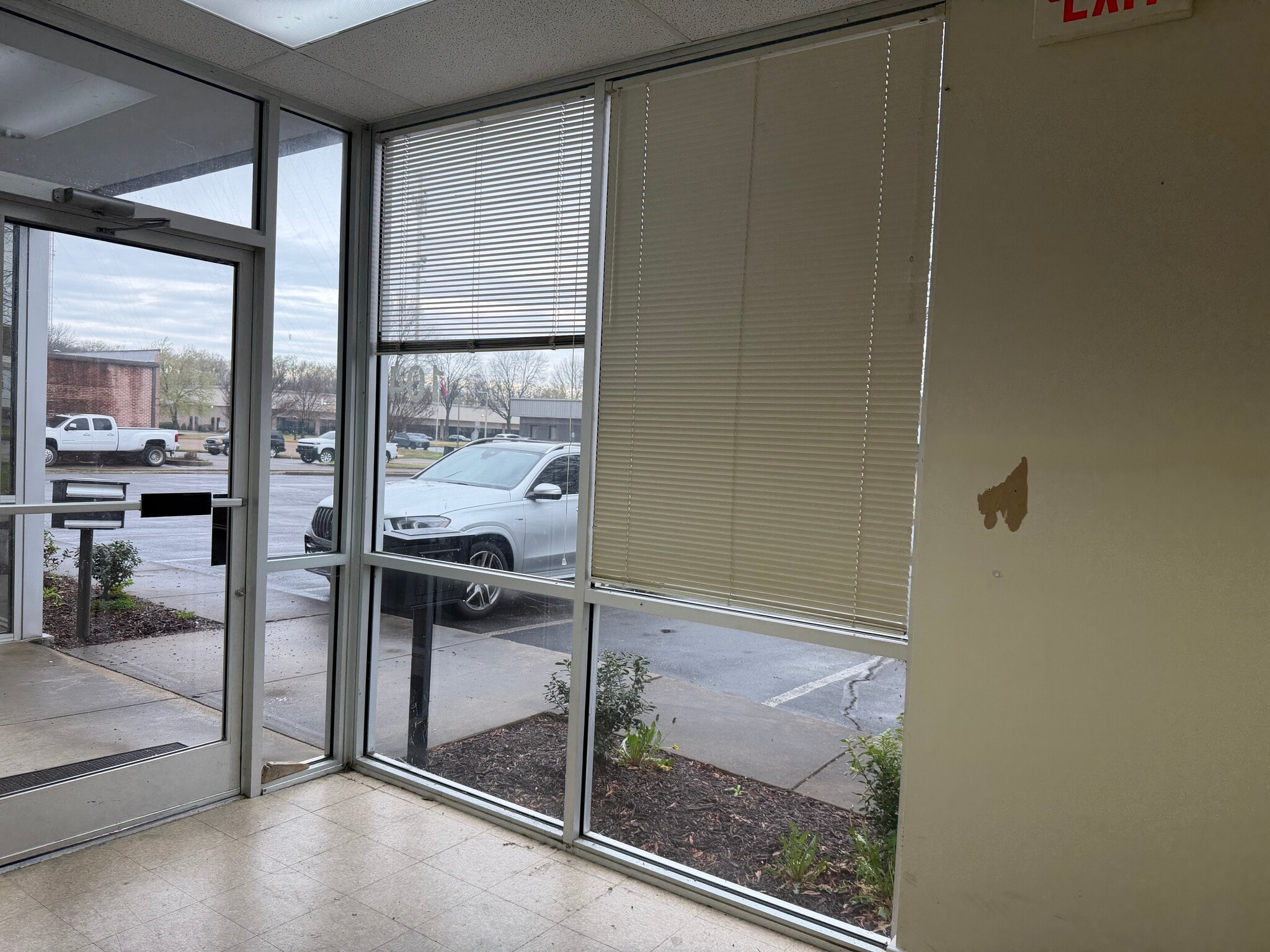 7531 E Bartlett Corp Cv, Memphis, TN for lease Interior Photo- Image 1 of 12