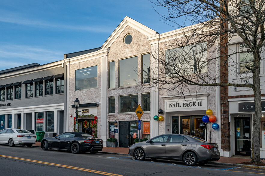 80 Main St, New Canaan, CT à louer - Photo du bâtiment - Image 1 de 57