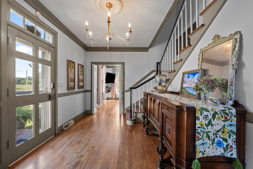 661 Main Street Ext, Swansboro, NC à vendre - Photo du bâtiment - Image 3 de 35