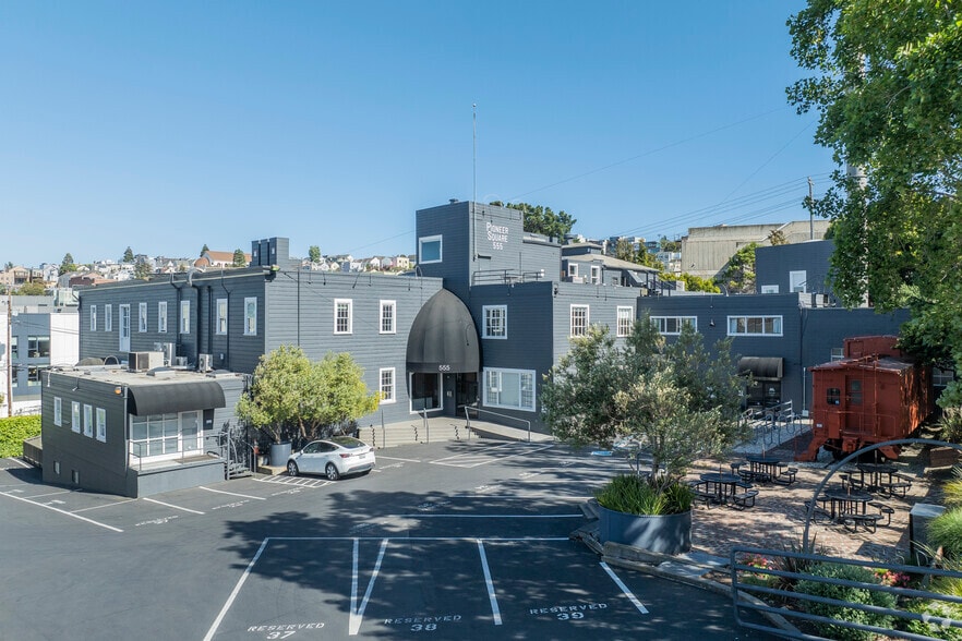 555 De Haro St, San Francisco, CA for lease - Building Photo - Image 1 of 2