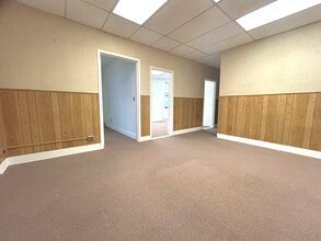 175 Main St, White Plains, NY for lease Interior Photo- Image 2 of 6