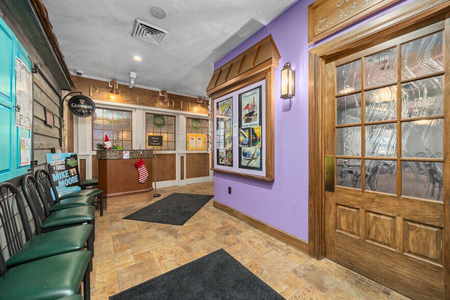 4415 Liberty Ave, Vermilion, OH à vendre - Photo du bâtiment - Image 3 de 55