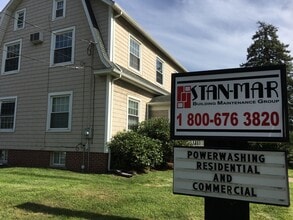 4942 Main St, Bridgeport, CT à louer Photo intérieure- Image 1 de 7