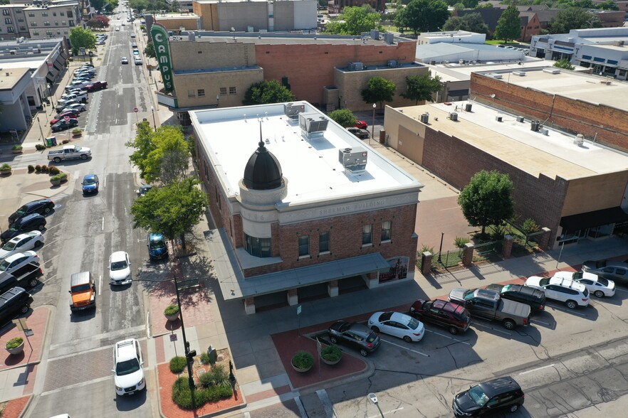 101 N Elm St, Denton, TX à louer - Photo du bâtiment - Image 3 de 9