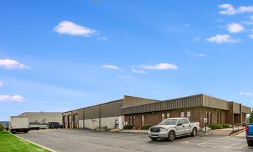 9325 Gulfstream Rd, Frankfort, IL for lease Interior Photo- Image 2 of 16