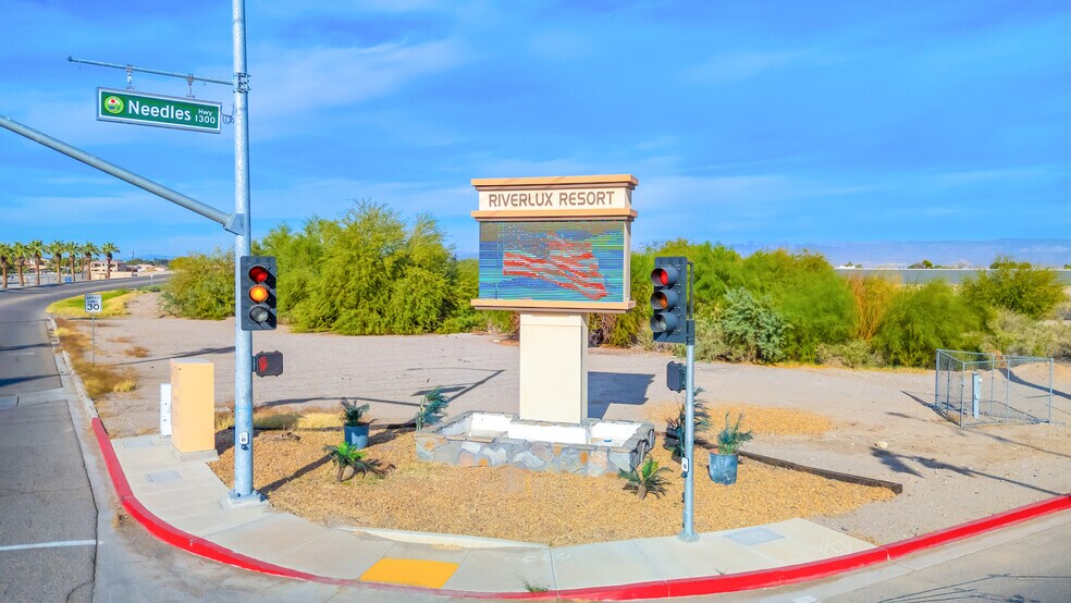 429 N K St, Needles, CA à vendre - Photo du bâtiment - Image 2 de 40