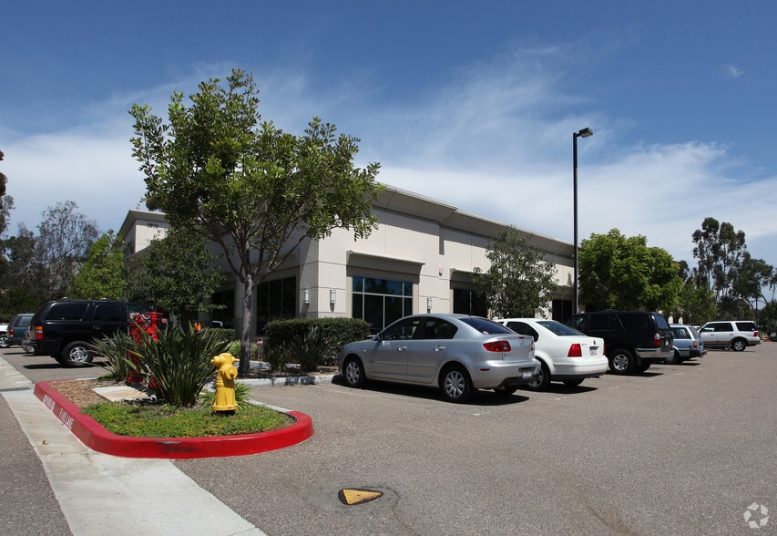 2034 Corte Del Nogal, Carlsbad, CA for sale - Building Photo - Image 2 of 5