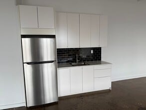 180 Varick St, New York, NY for lease Interior Photo- Image 2 of 4