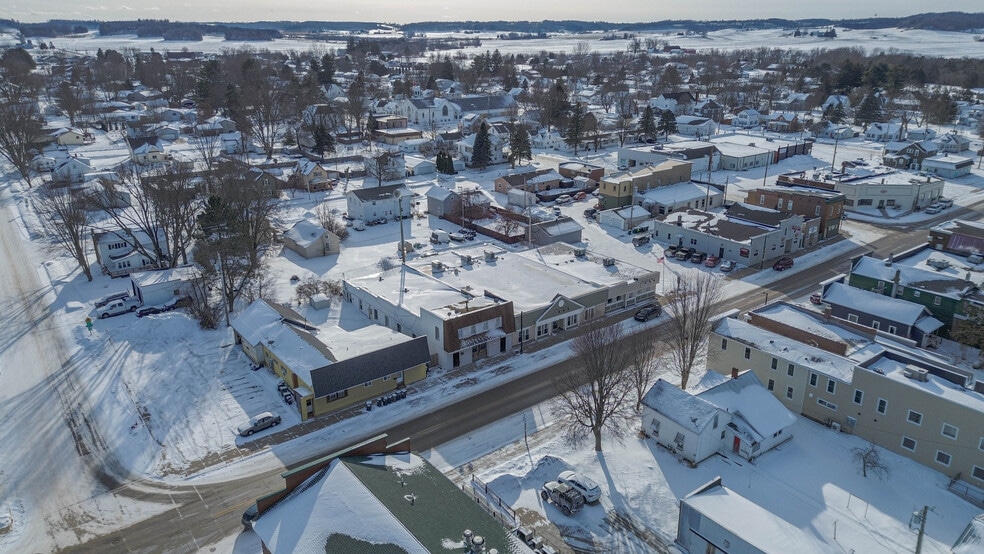 122 E Lincoln Ave, Fall Creek, WI for sale - Building Photo - Image 2 of 24