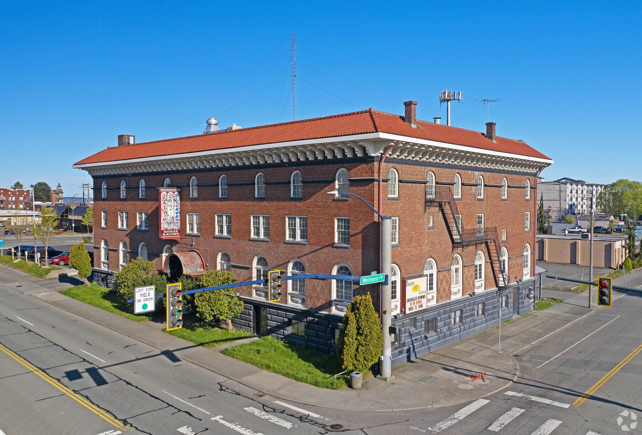 1611 Everett Ave, Everett, WA for sale Primary Photo- Image 1 of 1