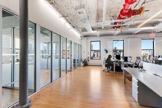 666 Broadway, New York, NY à louer Photo intérieure- Image 1 de 10