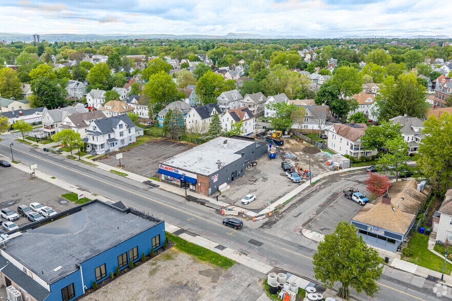 483 Belmont Ave, Springfield, MA à louer - Aérien - Image 1 de 14