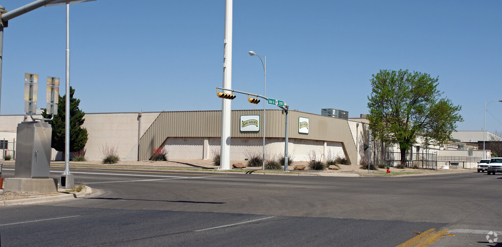 3203 Avenue B, Lubbock, TX for sale - Building Photo - Image 1 of 104