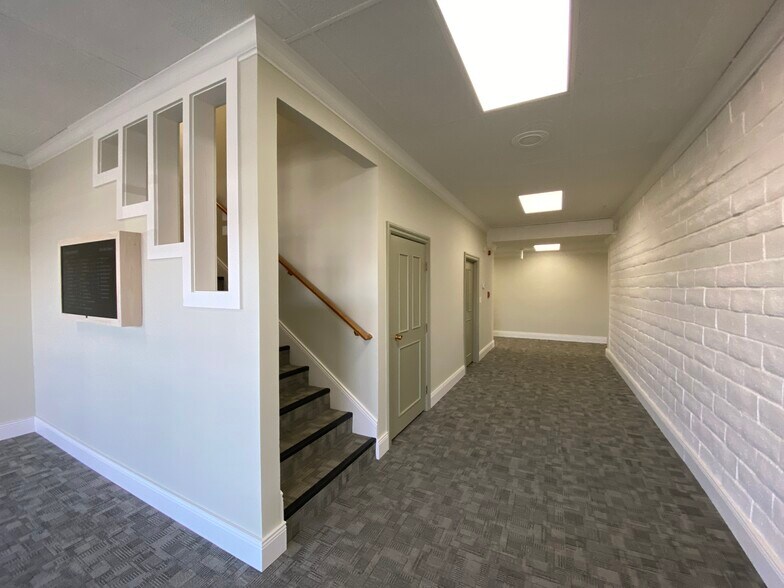 3100 Mill St, Reno, NV à louer - Photo intérieure - Image 3 de 14